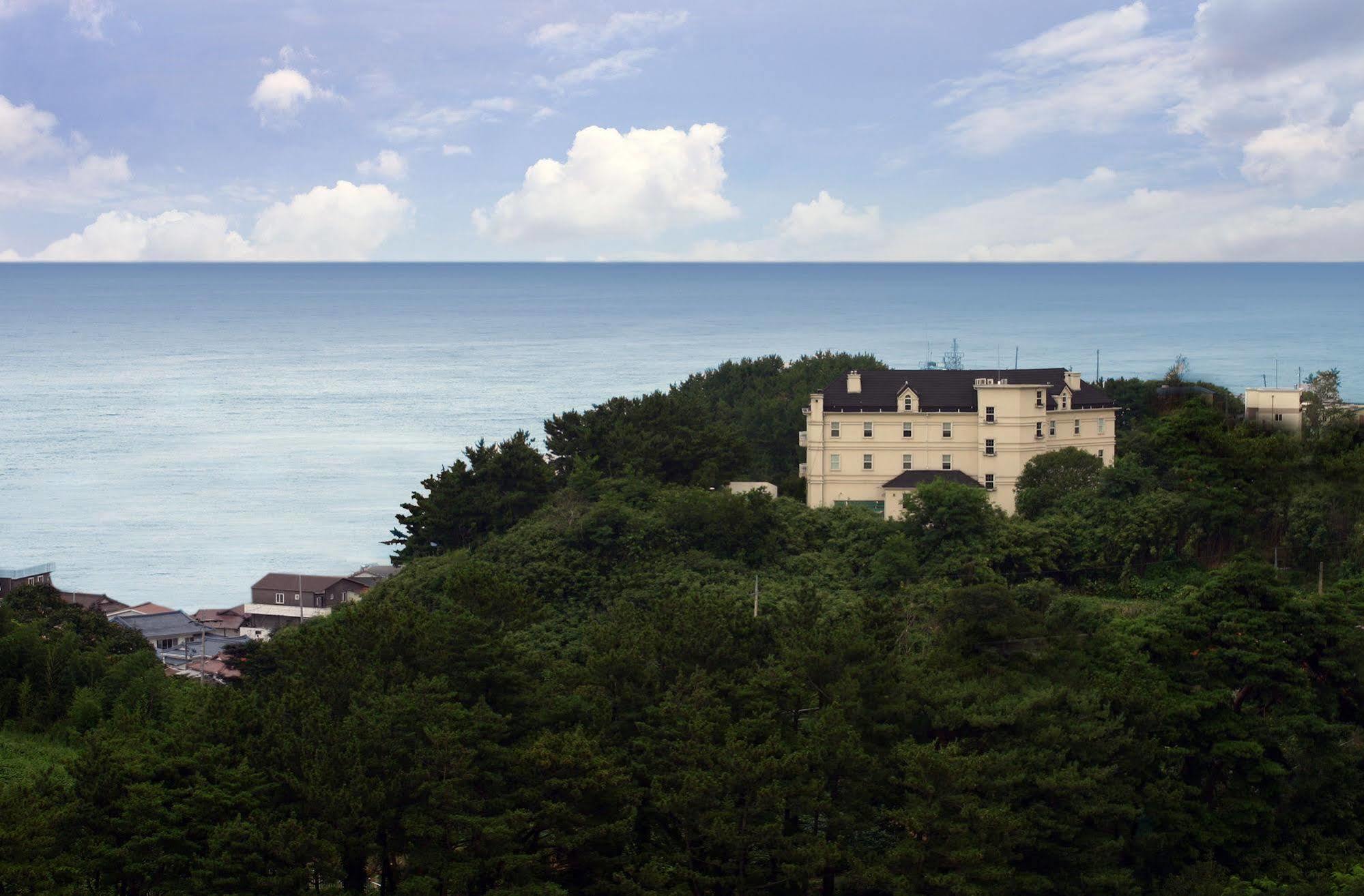 Hotel November Gangneung Exterior foto